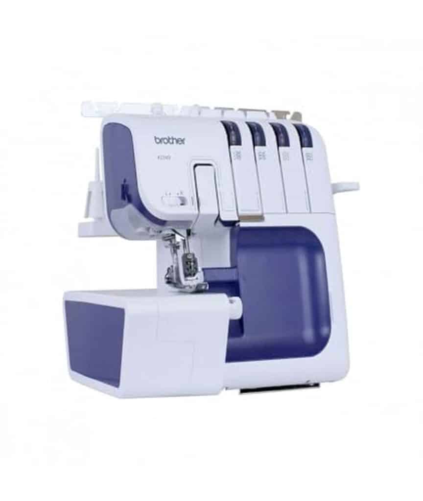 Test de la surjeteuse Brother 4234D en plastique blanc