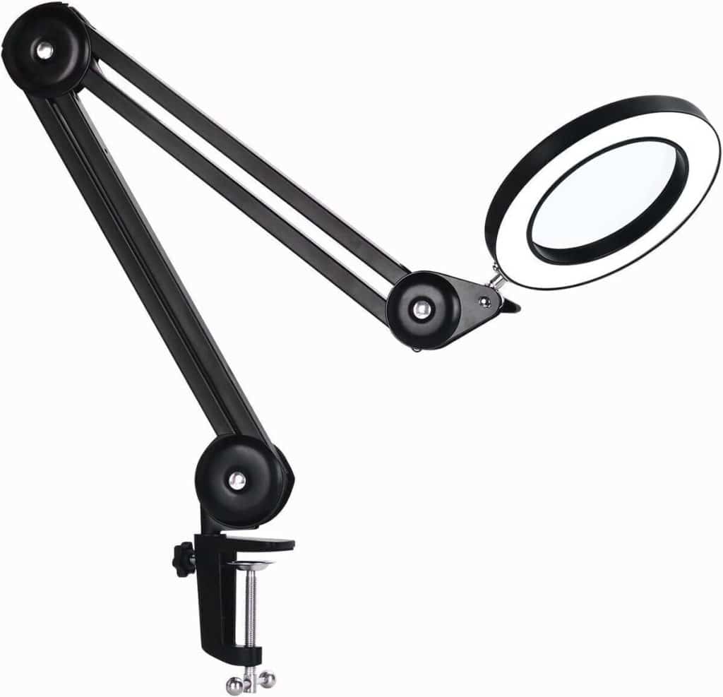Test lampe loupe LED 5 dioptries : précision et confort lumineux