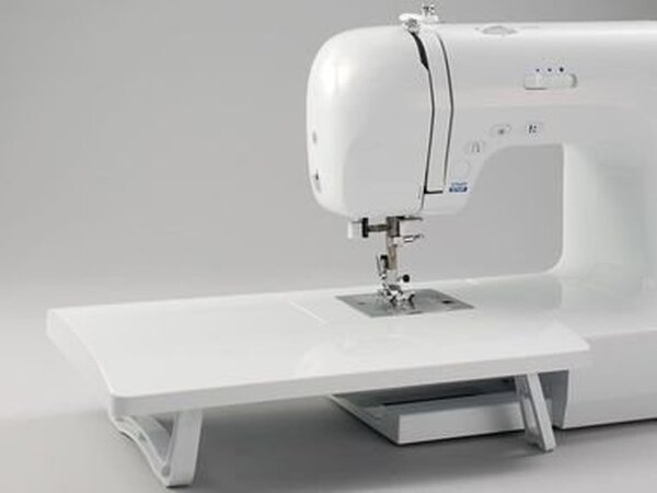 Découvrez notre test détaillé de la machine à coudre professionnelle Carina 291875 blanche. Performances, accessoires inclus et verdict : la meilleure pour vos projets de couture. 
