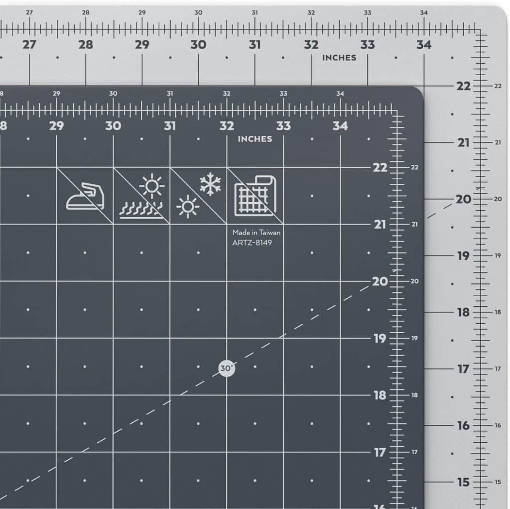 Test : arteza tapis de découpe auto-cicatrisant 24 x 36 pouces