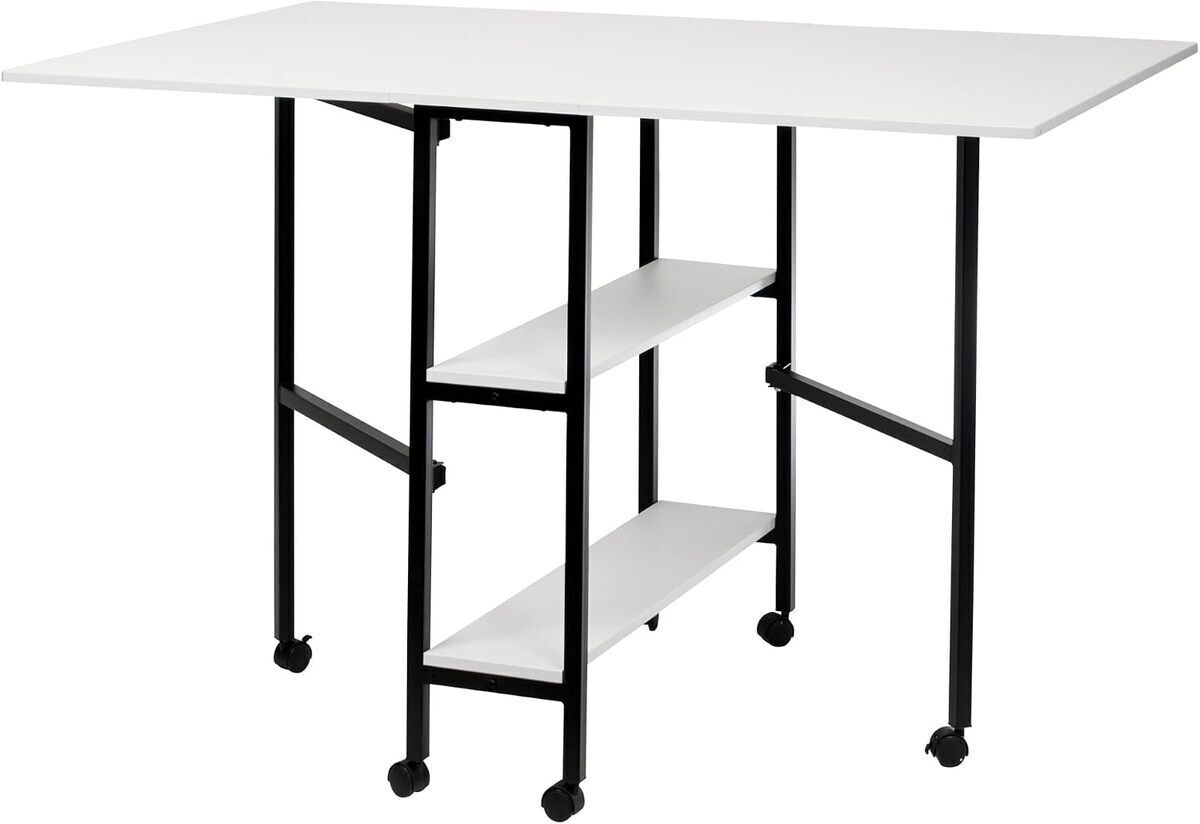 Test : table de couture pliante avec rallonges et rangement