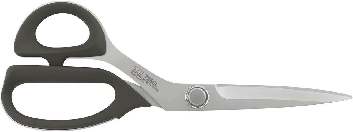 Test : ciseaux premium Kai pour gauchers série 7000, 25 cm