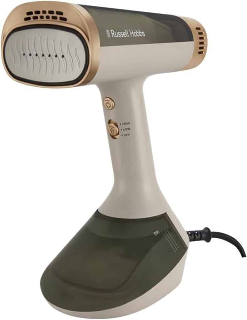 Test du défroisseur Russell Hobbs VacuSteam : efficacité et rapidité